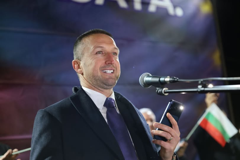 Кметът на Белица Радослав Ревански: Трети март е символ на силата на българския дух и стремежа към свобода! Кметът на Белица Радослав Ревански: Трети март е символ на силата на българския дух и стремежа към свобода!