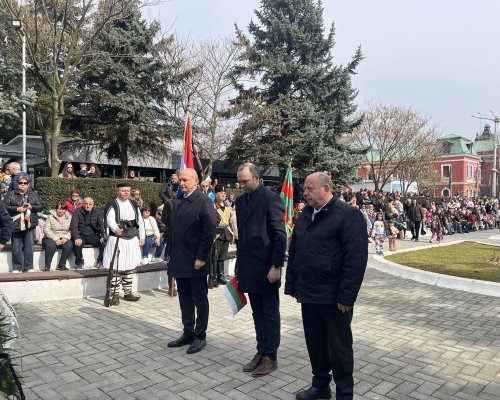 С издигането на българския трибагреник в Кюстендил започнаха тържествата посветени на Трети март