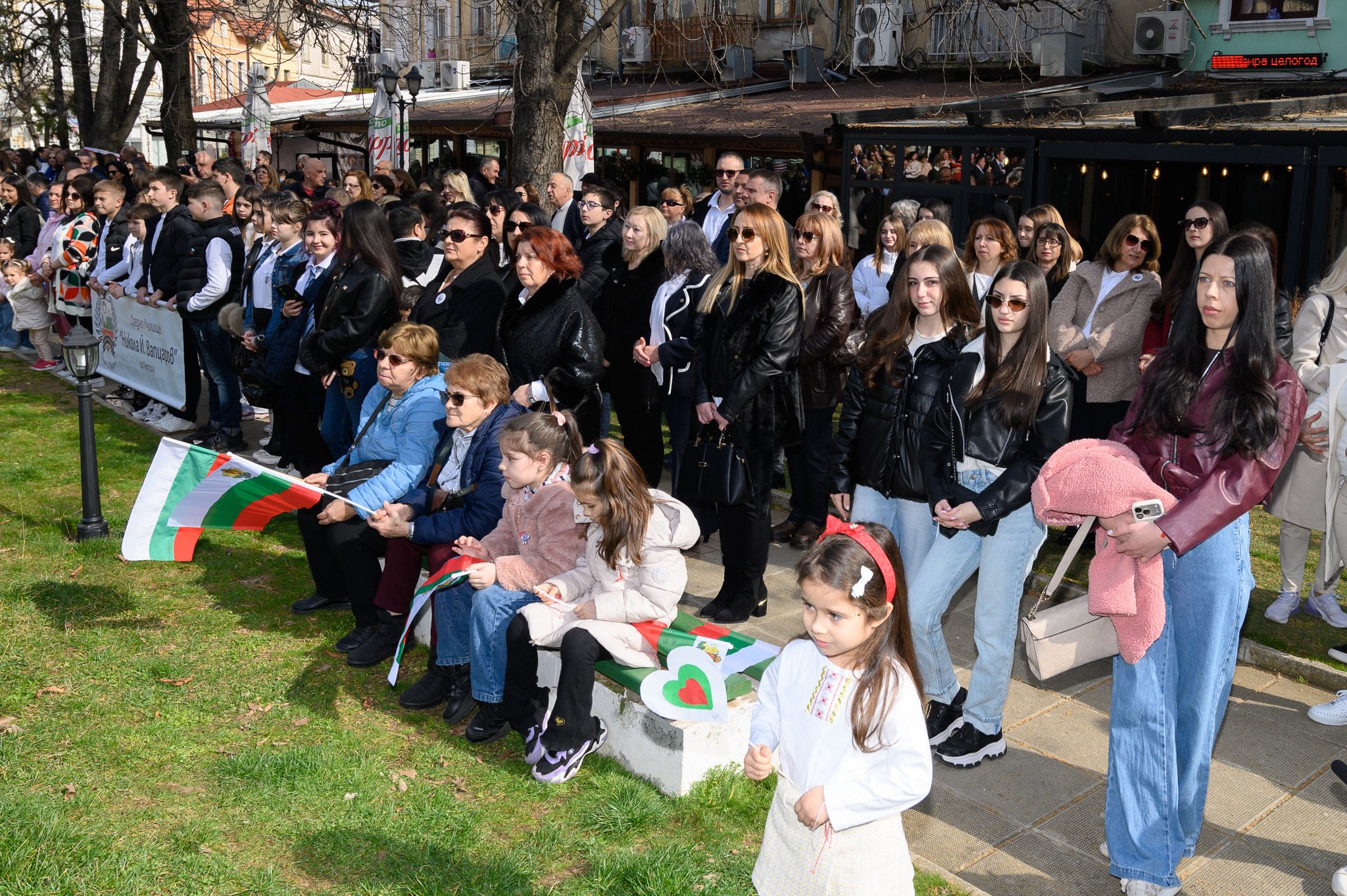 Петрич се поклони пред делото на героите, извоювали свободата на България