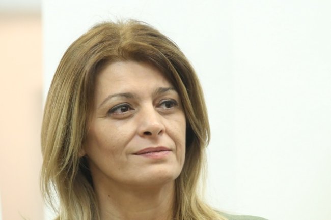 Десислава Радева се разграничи от новия проект на съпруга си Десислава Радева се разграничи от новия проект на съпруга си