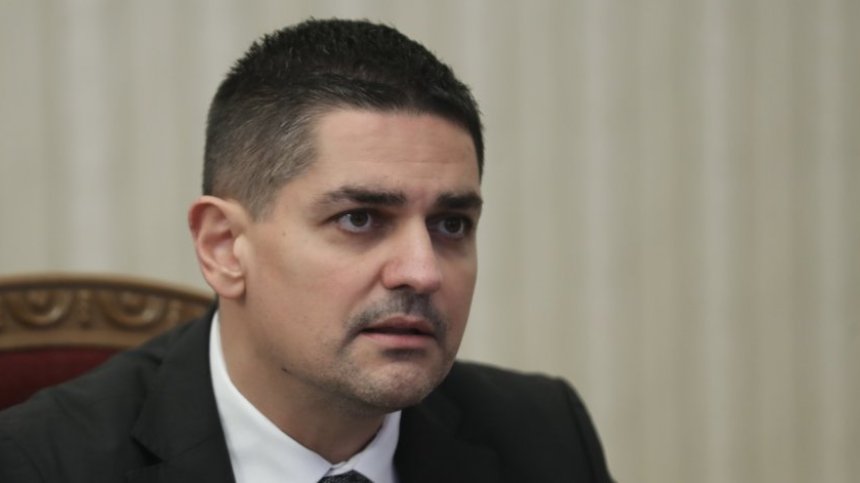 МЕЧ се регистрира за вота без Радостин Василев, лидерът на партията е в Дубай