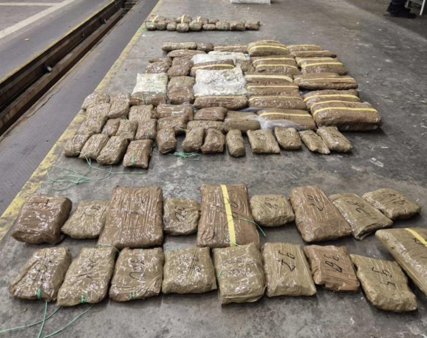 Задържаха марихуана за над 370 000 евро на Капитан Андреево