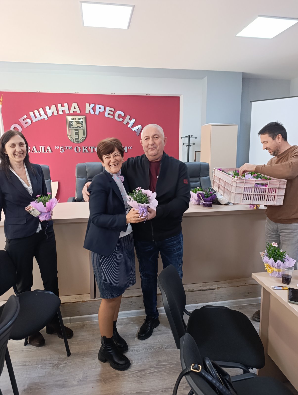 Тържество в аванс за 8 март в Кресна Тържество в аванс за 8 март в Кресна