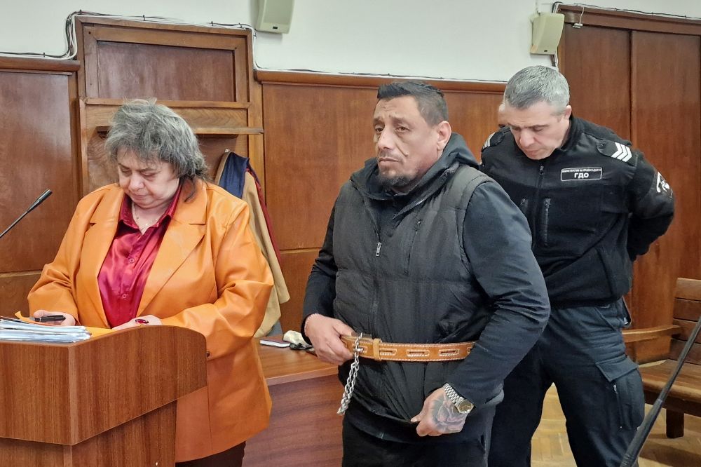 НЯМА ПРОШКА: Доживотен затвор за мъжа убил с бухалка четиригодишно дете НЯМА ПРОШКА: Доживотен затвор за мъжа убил с бухалка четиригодишно дете