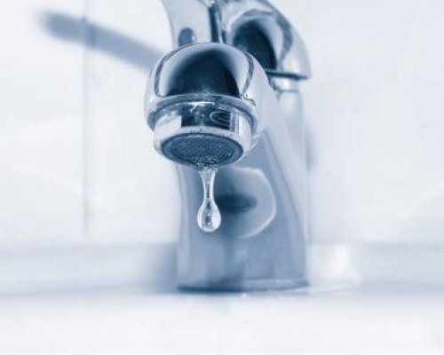 Реконструкция на водопровод спира водата в Крупник и Полена
