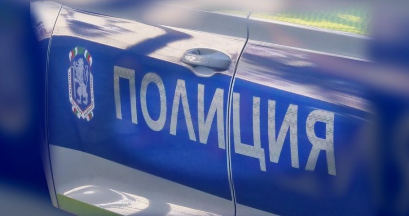 Жена е с опасност за живота прегазена от мъжа и Жена е с опасност за живота прегазена от мъжа и