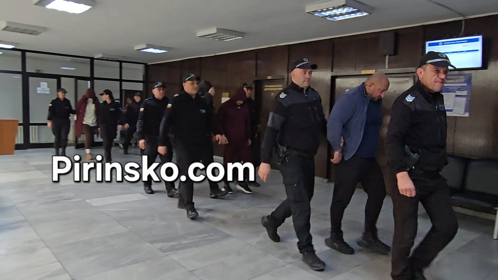 След акция на ГДБОП: Арестувани от Банско, Добринище и Благоевград пред съда днес След акция на ГДБОП: Арестувани от Банско, Добринище и Благоевград пред съда днес
