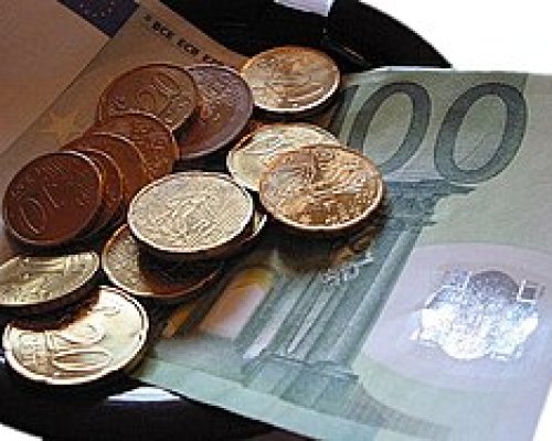 Фалшиви евро плъзнаха в Кюстендил,  разследват измама в търговски обект