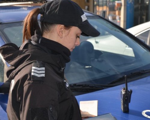 Жена преведе близо 5000 евро на мъж след онлайн романс