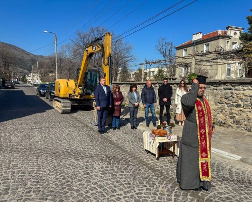 Благоевградска фирма започва мащабен ремонт и модернизация на ул.  Никола Вапцаров  в Кричим