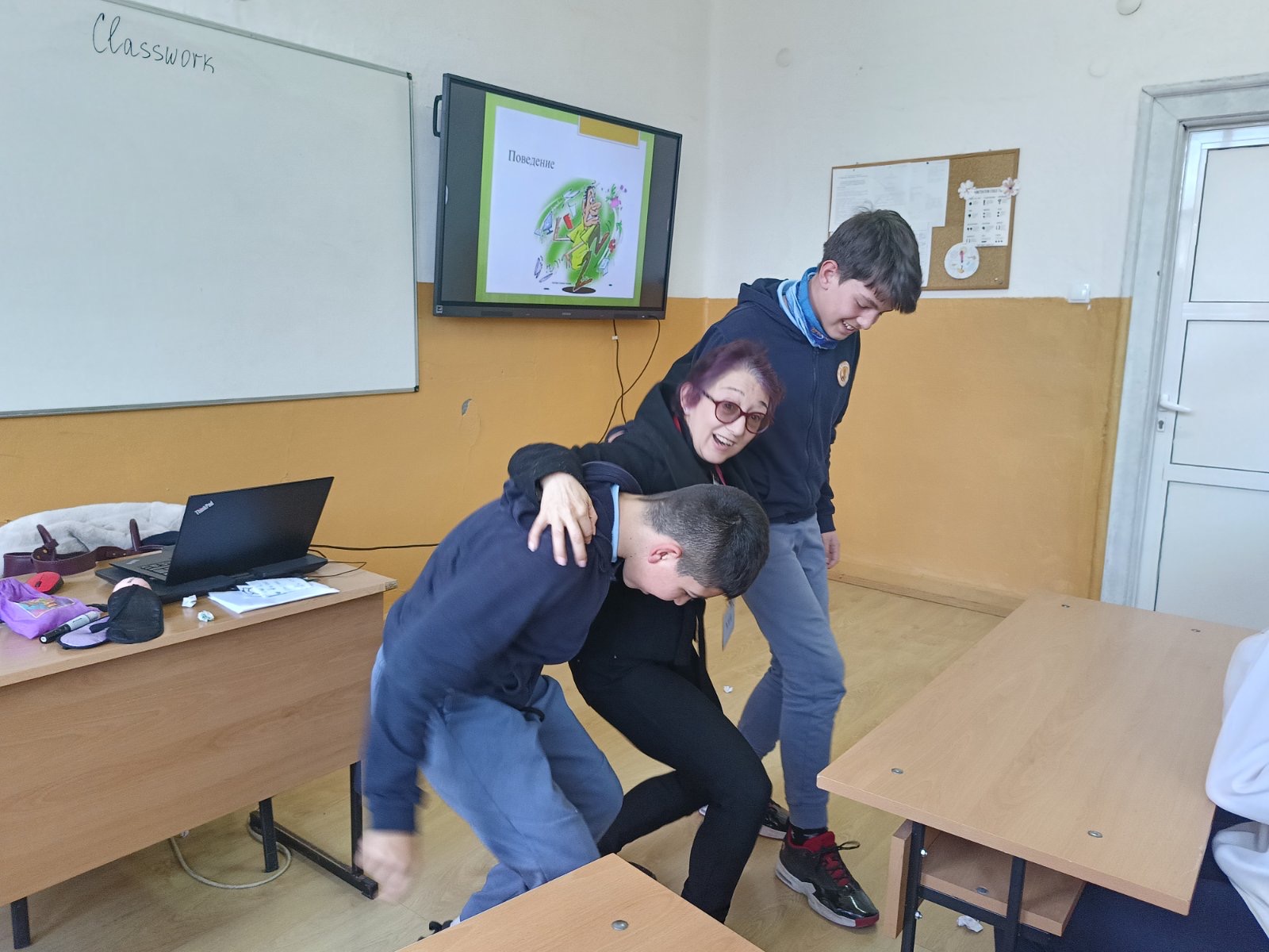 Тренинг за справяне с гнева събра ученици от Добринище и с. Места
