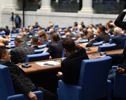 НС задължи служебния кабинет да внесе ратификацията за Борда за мир на Тръмп