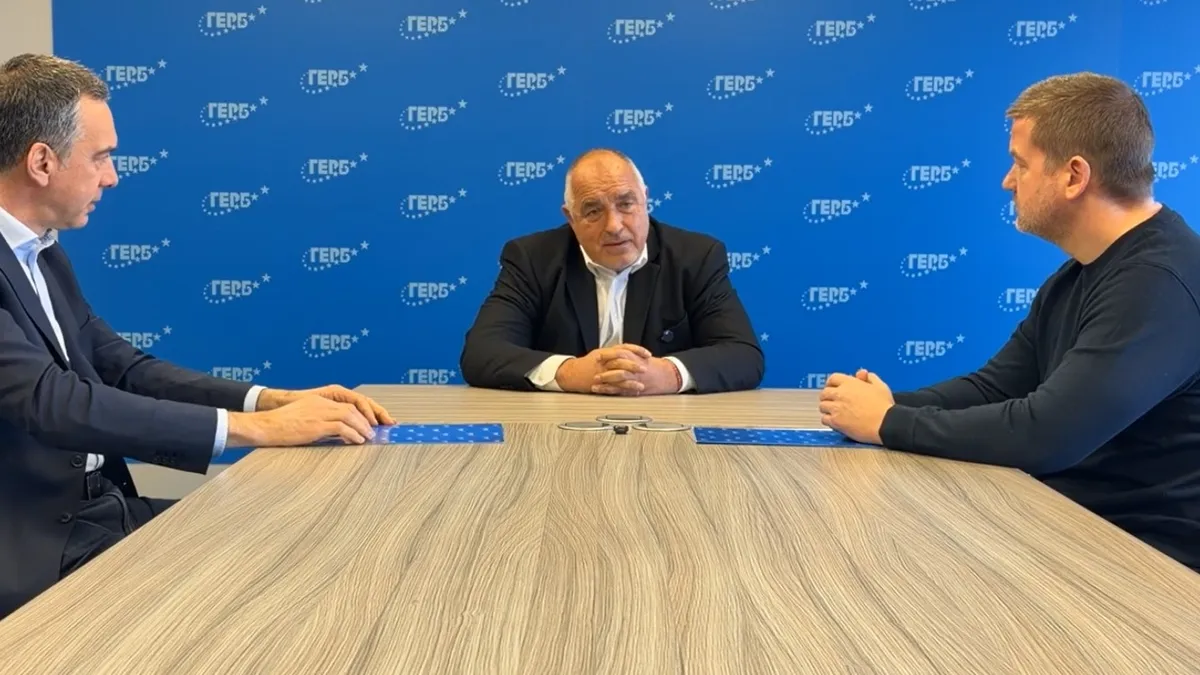 Борисов ще предложи нов тандем в ГЕРБ да се грижи за партията-Димитър Николов и Живко Тодоров Борисов ще предложи нов тандем в ГЕРБ да се грижи за партията-Димитър Николов и Живко Тодоров