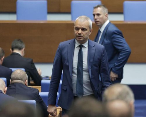 И Възраждане обяви водачите на листи