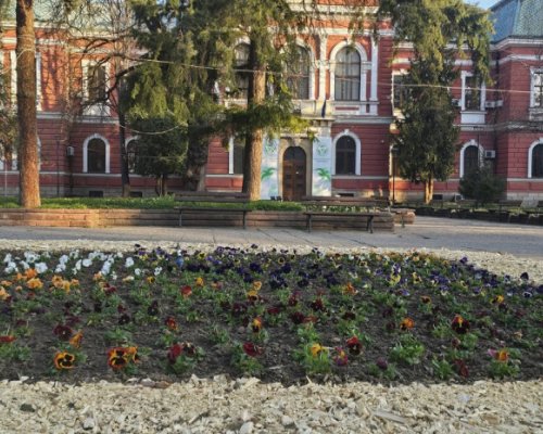 С дъх на пролет в Кюстендил