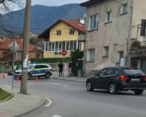 Дрогиран 18-годишен помете моторист в Дупница