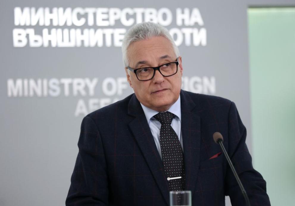 МВнР: Българите незабавно да напуснат Близкия изток, сигурността се влошава МВнР: Българите незабавно да напуснат Близкия изток, сигурността се влошава