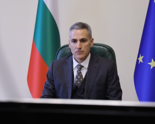 Премиерът Гюров разпореди спешна проверка в АПИ: Кражбата на пари за ремонти на пътища е кражба на животи