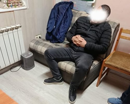 Задържан е шефът на пощата в Кърджали за натиск над хора, получаващи помощи, с цел да гласуват за определена партия