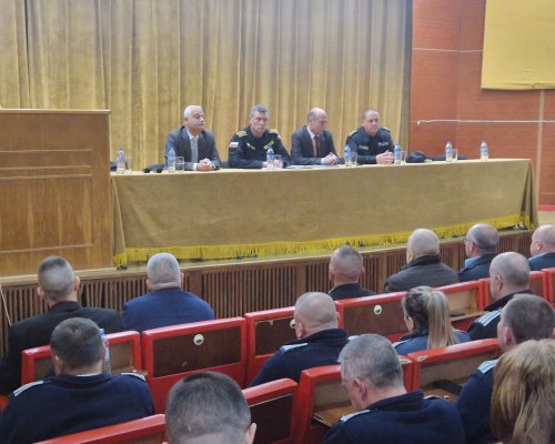 Министър Дечев и гл. секретар Кандев се срещнаха с актива на ОДМВР-Благоевград