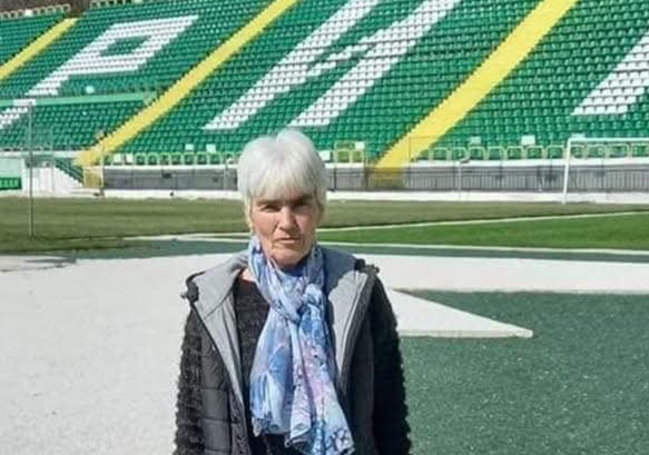 С обич и признателност: Пирин поздрави леля Снежка за рождения й ден С обич и признателност: Пирин поздрави леля Снежка за рождения й ден