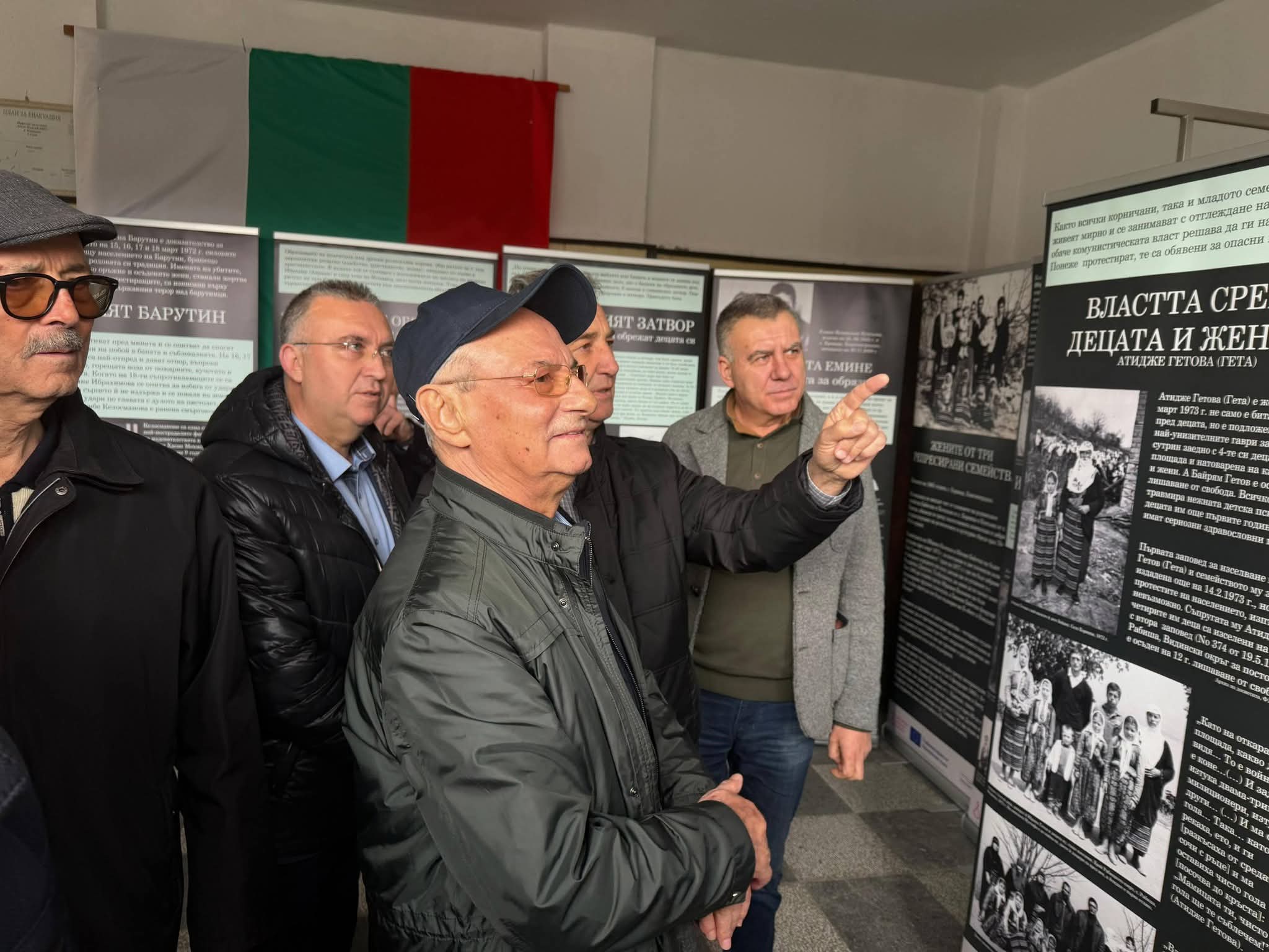 Ахмед Доган посети гоцеделчевското село Корница и почете жертвите от 1973 г.