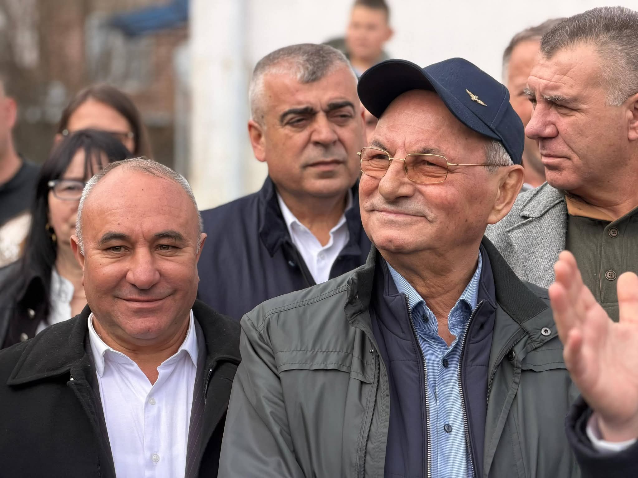 Ахмед Доган посети гоцеделчевското село Корница и почете жертвите от 1973 г.