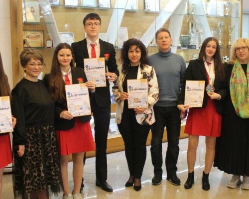 Възпитаници на гимназията в Гоце Делчев покориха националния олимп по чужди езици