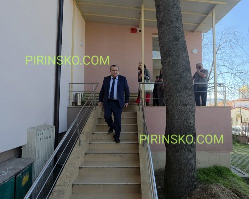 Хасан Адемов и МВР главсек Кандев проверяват сигнали за изборен натиск в Якоруда днес