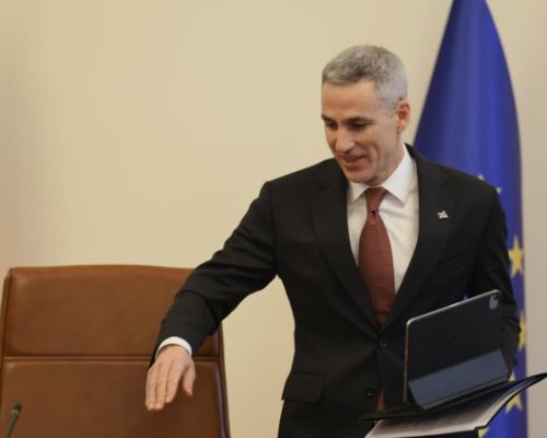 Гюров създаде Кризисен щаб за контрола на цените на стоките и горивата