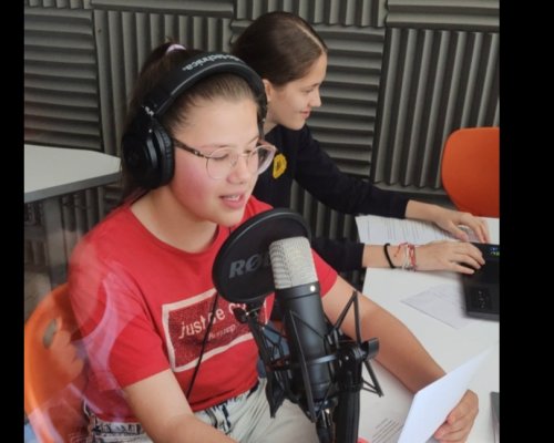 Voice Station : Гласът на учениците в Дупница вече има собствен ефир