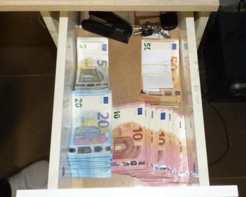ГОЛЯМА АКЦИЯ в Плевен: списъци с имена и пари за купуване на гласове, иззети 60 000 евро и оръжия
