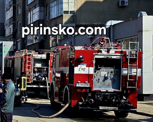 Натоварено денонощие: 33 пожара и 66 сигнала към огнеборците