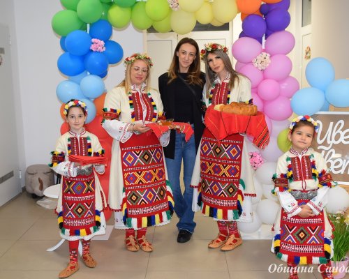 Цветна Цветница дошла е! Пъстър празник на детското творчество в ДГ Здравец
