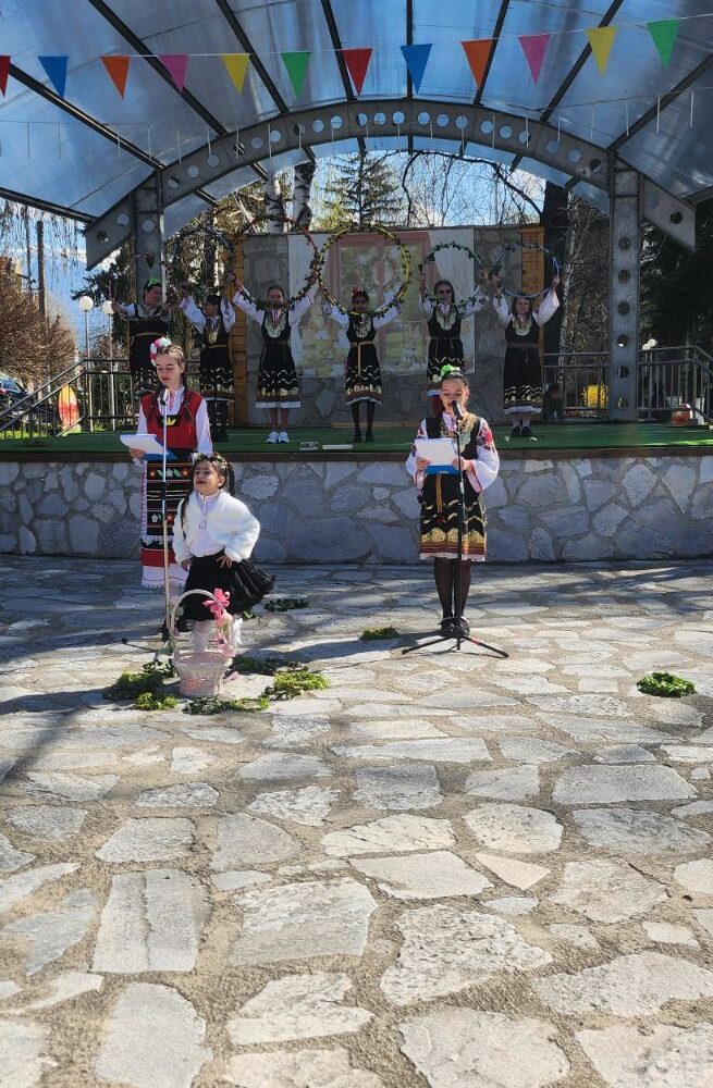 Цветница в Кочериново-празник на традициите, красотата и живия български дух Цветница в Кочериново-празник на традициите, красотата и живия български дух