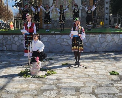 Цветница в Кочериново-празник на традициите, красотата и живия български дух