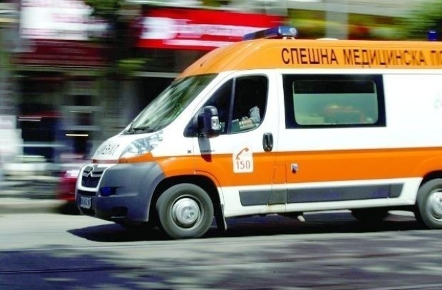 Пешеходец пострада при удар от кола в Сандански Пешеходец пострада при удар от кола в Сандански