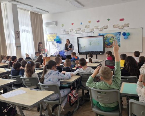 Първокласници от IX ОУ Пейо Яворов усвояват знания за разделно събиране на отпадъци чрез екоклуб Еколандия