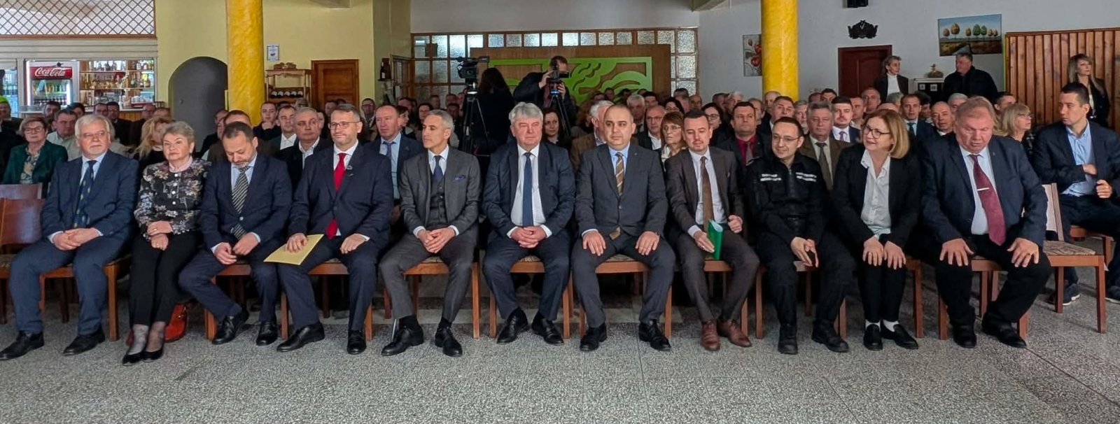Зам.-директорът на ТП ДГС Сандански инж. Георги Кирилов беше отличен като първи подгласник на Лесовъда на годината за 2025 година Зам.-директорът на ТП ДГС Сандански инж. Георги Кирилов беше отличен като първи подгласник на Лесовъда на годината за 2025 година