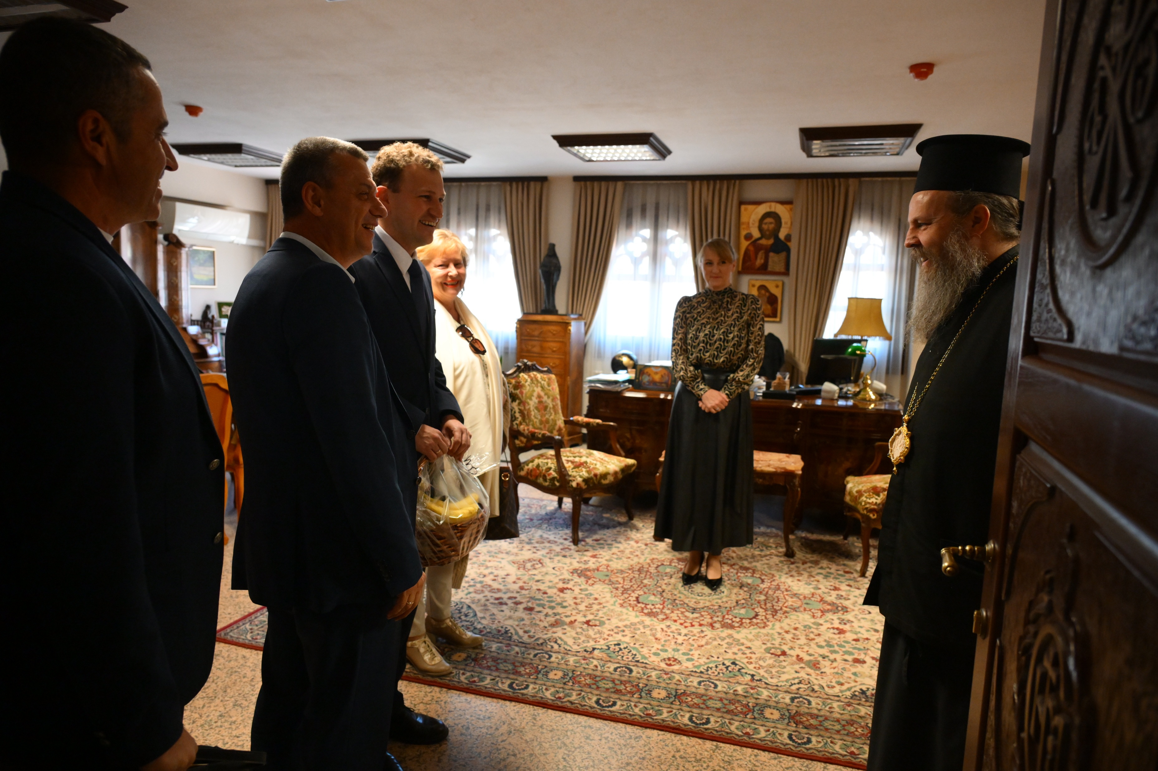 Представители на Прогресивна България бяха приети от Митрополит Серафим на среща в Гоце Делчев Представители на Прогресивна България бяха приети от Митрополит Серафим на среща в Гоце Делчев