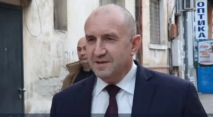 Радев разкодира ПП-ДБ: Сглобкаджиите искат да похитят вота и кабинетът Гюров да остане на власт Радев разкодира ПП-ДБ: Сглобкаджиите искат да похитят вота и кабинетът Гюров да остане на власт
