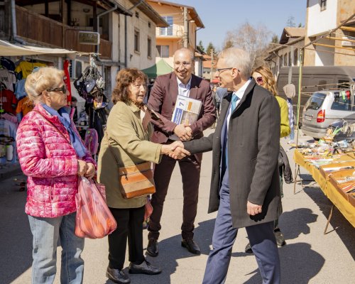 Денков  в Пиринско:От Разлог до Гоце Делчев - хората усещат натиск, а корупцията се отразява на здравето и джоба им