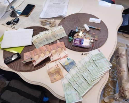 В Гърция: Наши ало измамници ощетили стари хора с над 600 000 евро