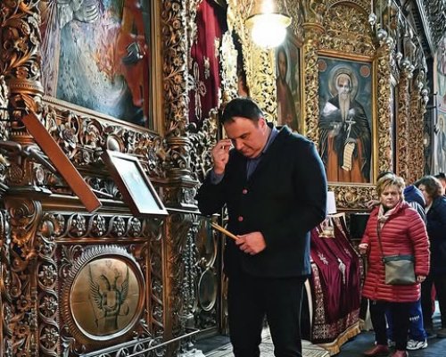Премахват опасни тополи по пътя към Рилския манастир след инициатива на Златарски от ДПС