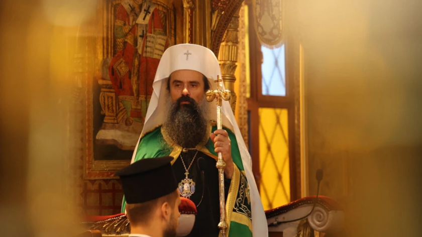 Патриарх Даниил: Разпети петък е време за смирение, вяра и размисъл Патриарх Даниил: Разпети петък е време за смирение, вяра и размисъл