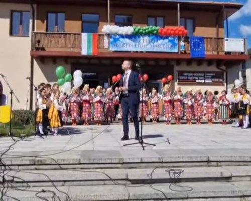Радослав Ревански с вдъхновяващо великденско послание: В църквата влизаме хора и излизаме човеци!