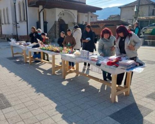 Великденски базар в Полена с кауза-за изграждането на параклис Св. Петка