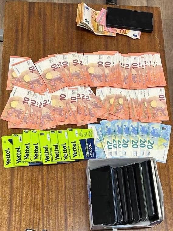 Петима задържани при разследване на схема за купуване на гласове с онлайн разплащания
