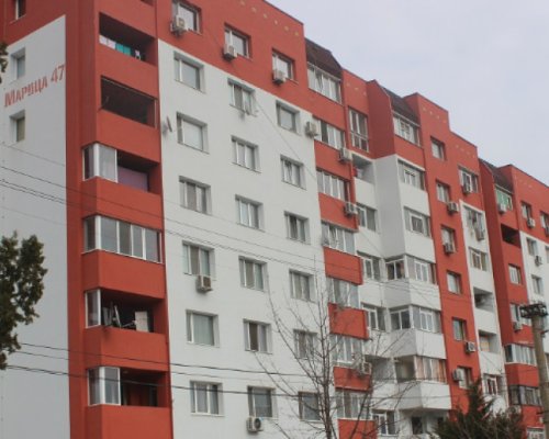 Санират 13 блока в Кюстендил
