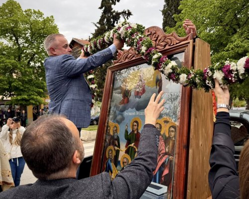 Сандански посрещна чудотворната икона на Света Богородица